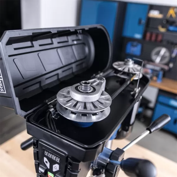 Stojanová vrtačka s křížovým laserem a LED osvětlením Scheppach TBM 300 Vario