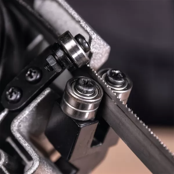 Aku pásová pila na kov IXES 20V/2,0Ah/2,4A Scheppach C-MBS635-X-SET S