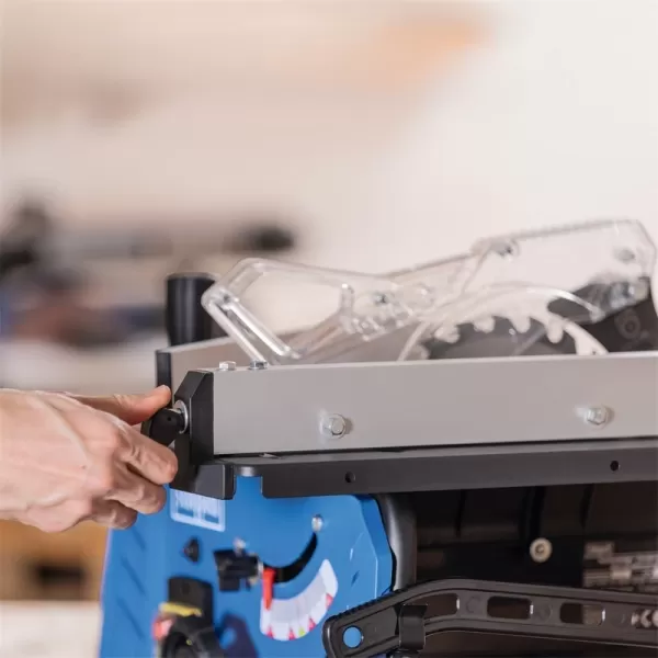 Stolová pila Scheppach HS 210