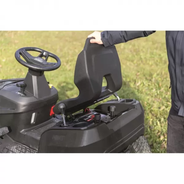 Travní traktor 98 cm s bočním výhozem a hydrostatickou převodovkou Scheppach TMR 452-98H-SD