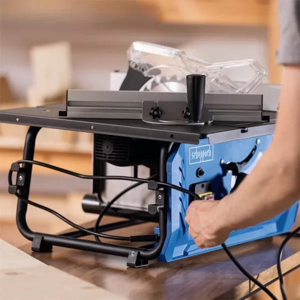 Stolová pila Scheppach HS 210